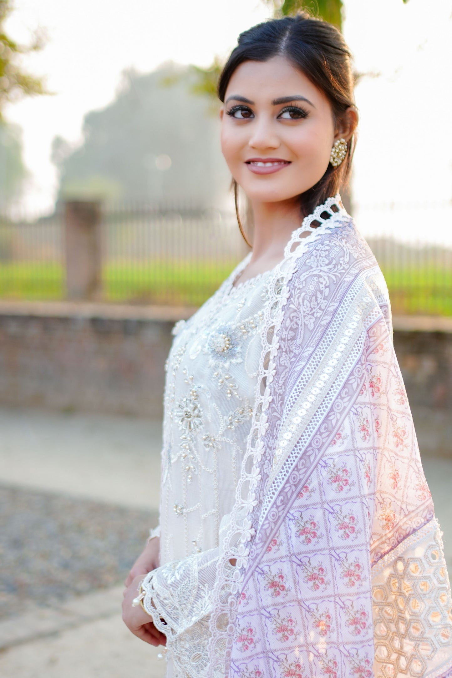 White Lace Work Suit Set HM 120A