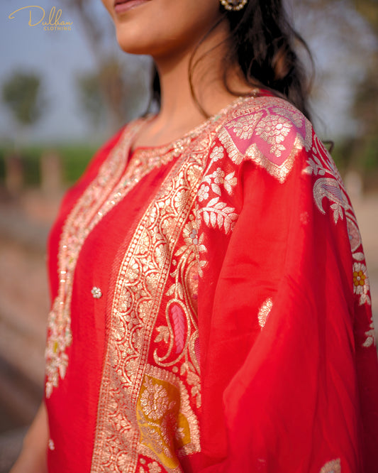 Red Embroidered Kurta Set | MX 131A